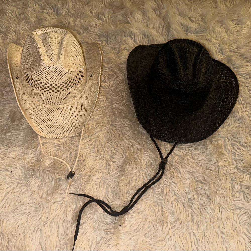 Set of Two Women’s Hats